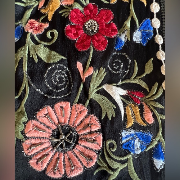 πHPπ Zara Embroidered & Beaded Flowers with Ruffle Sleeve Zip Up Bomber Jacket - Picture 9 of 12